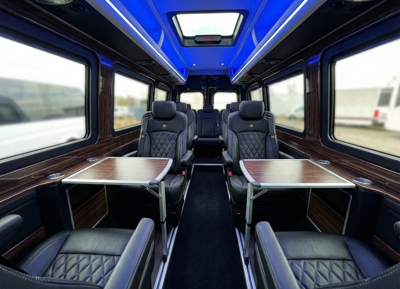 Intérieur Van VIP Sprinter sièges cuir