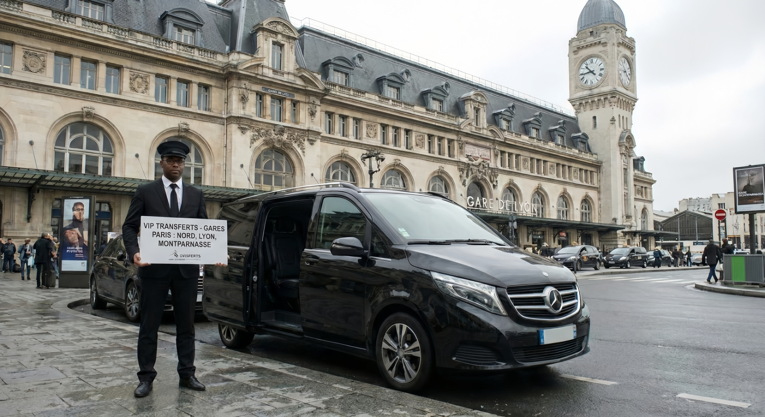 Mise à disposition chauffeur privé Paris attente devant hôtel